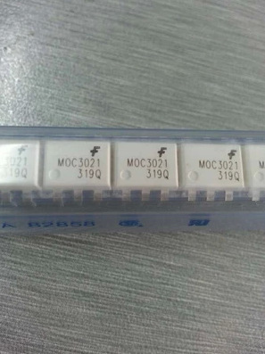 Picture of MOC3021