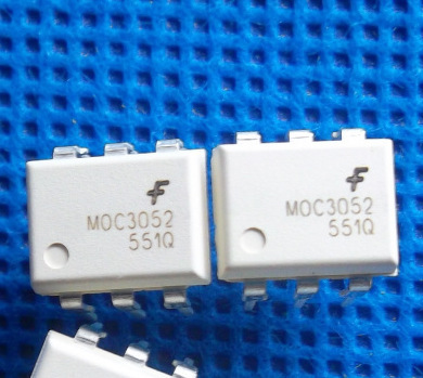 Picture of MOC3052